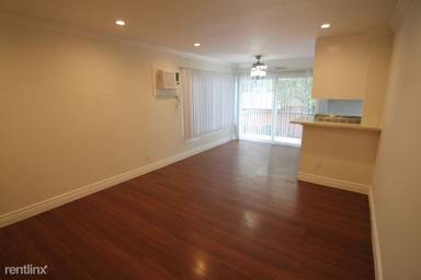 Main picture of 320 S Occidental Blvd