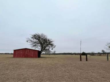 Main picture of 5417 Old Lorena Rd