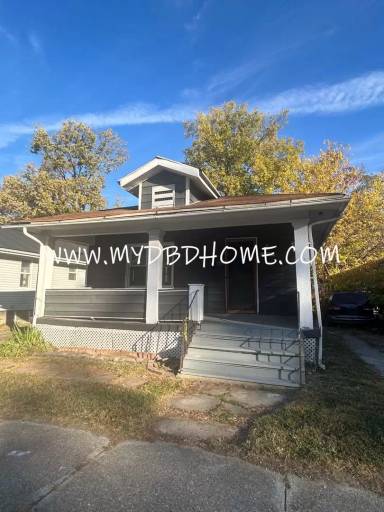 Main picture of 709 Anderson Ave