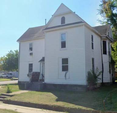Main picture of 501 W 7th St