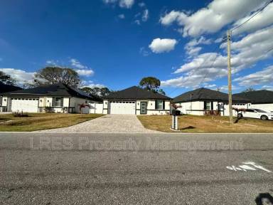Main picture of 3523 W Jefferson St