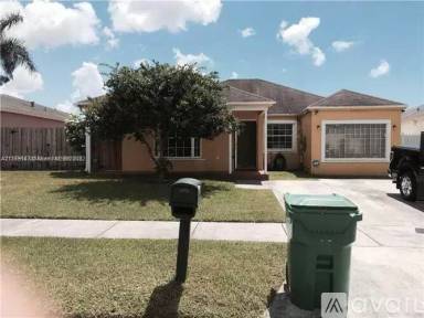 Main picture of 15401 SW 143rd Ave