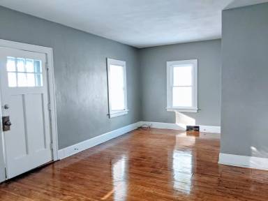 Main picture of 2214 17th Ave