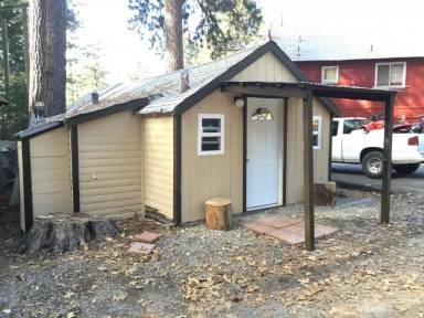 Main picture of Hummingbird Park