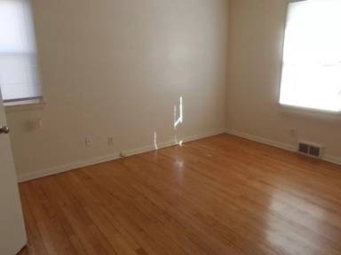 Main picture of 4683 N 74th St