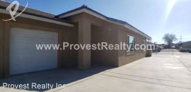 Main picture of 16476 Smoke Tree St