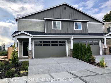 Main picture of 101 NE 30th Ave