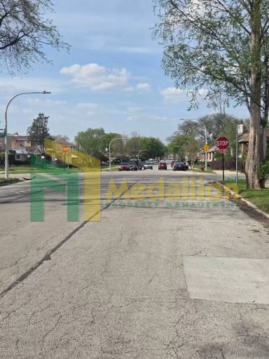 Main picture of 9307 S Indiana Ave