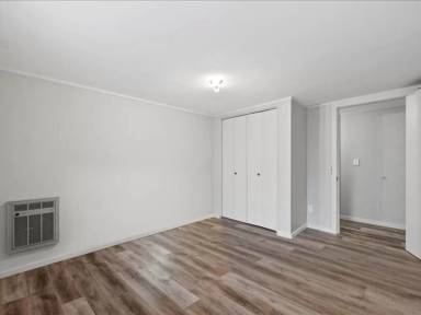 Main picture of 3603 W Canal Dr