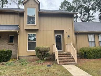Main picture of 4612 Fen Ct
