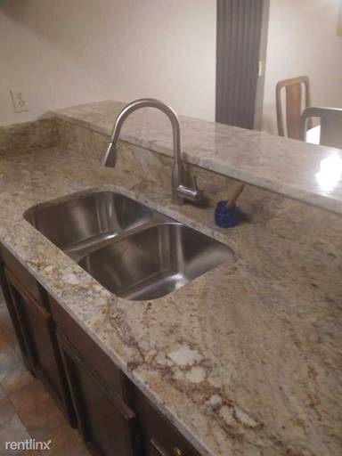 Main picture of Castlewood Condo