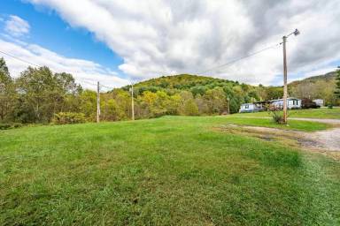 Main picture of 2155 Lumpkin Branch Rd