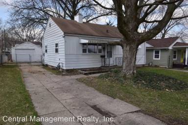 Main picture of 3123 S Saint Joseph St