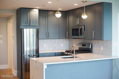 Main picture of 1467 Tremont St