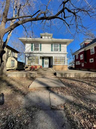 Main picture of 1006 Constitution St
