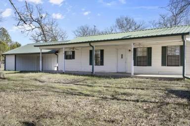 Main picture of 512 VZ County Road 1216