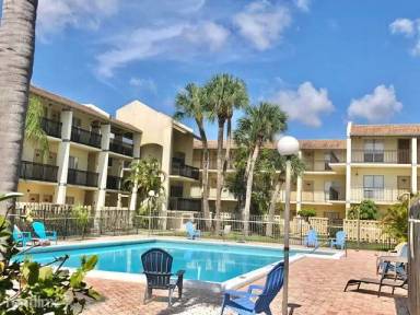Main picture of Cross Creek Condominiums
