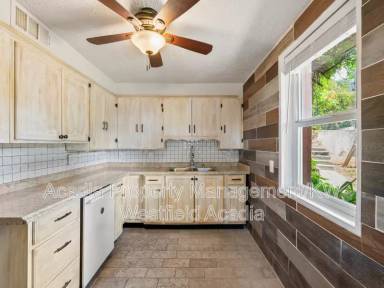 Main picture of 4092 S Orchard Dr