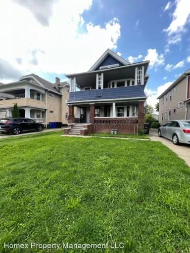 Main picture of 892 Paxton Rd