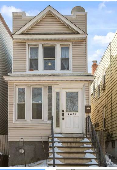 Main picture of 9022 82nd Rd