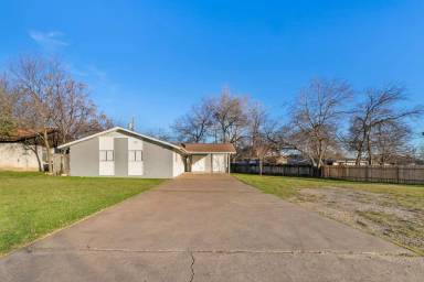 Main picture of 11103 Renel Dr