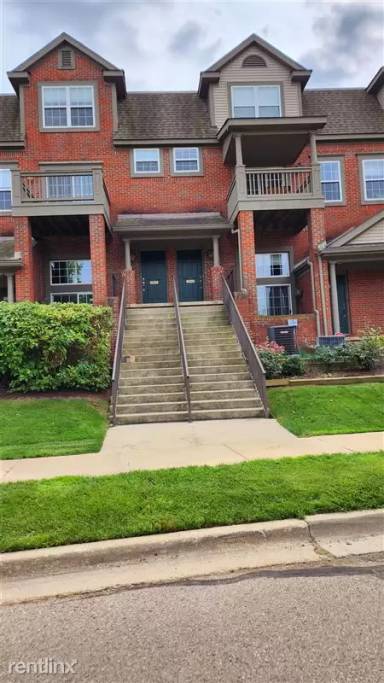 Main picture of 2974 Barclay Way