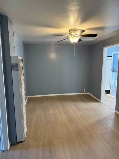 Main picture of 14918 Hawthorne Blvd