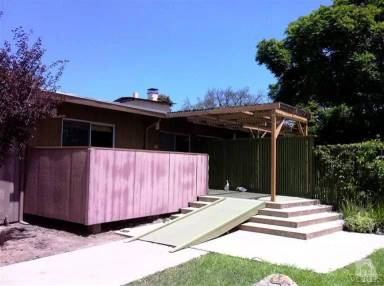 Main picture of 5435 Beckford St