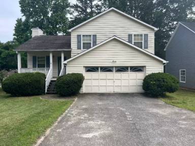 Main picture of 2765 Dahlonega Trl