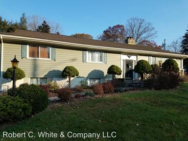 Main picture of 280 Oak Ridge Rd