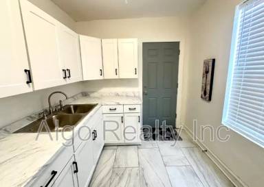 Main picture of 1402 21st Ave N
