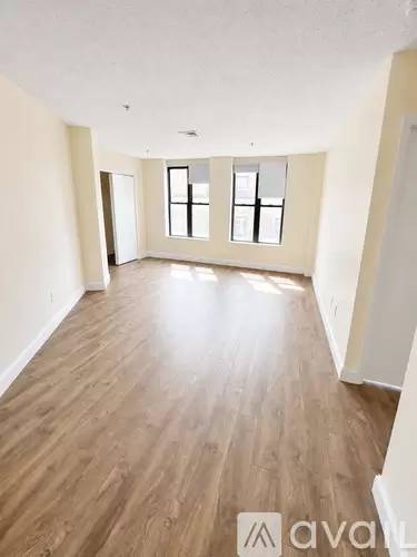 Main picture of 1124-26 Boylston St