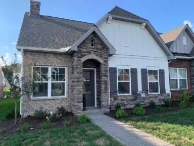 Main picture of 238 Cloverbrook Way