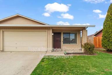 Main picture of 1394 Pajaro Ave