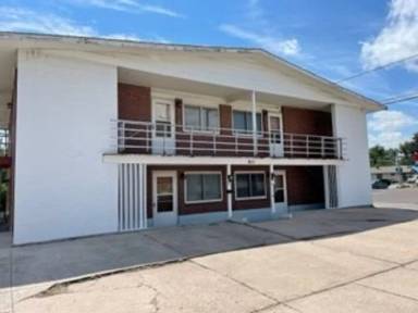 Main picture of 811 W 31st St