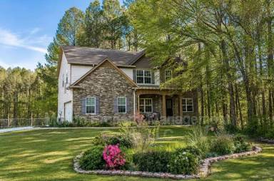 Main picture of 344 Mary Dr