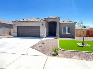 Main picture of 10678 E 45th Ln