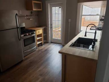 Main picture of 602 Middle St