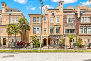 Main picture of 2228 Soho Bay Ct
