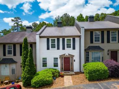 Main picture of 121 Tamara Ct