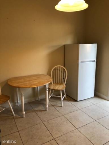 Main picture of 150 NE 26th Ave