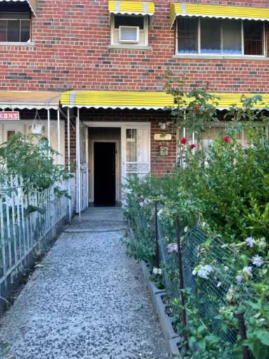 Main picture of 1047 Underhill Ave