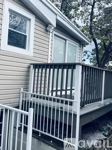 Main picture of 239 McDonald Rd