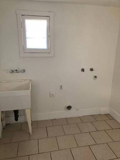 Main picture of 2337 E Olive Ave
