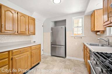 Main picture of 11043 Azalea Dr