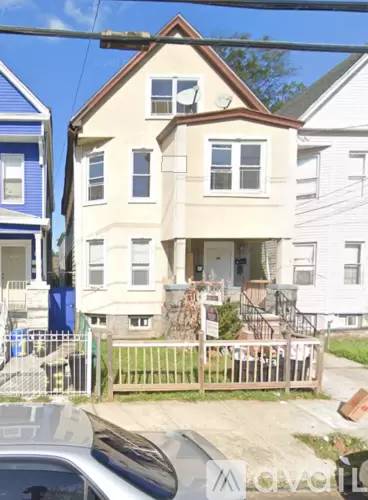 Main picture of 1057 Lafayette St