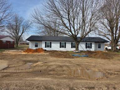 Main picture of 1209 N Madison St