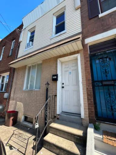 Main picture of 2961 Chatham St