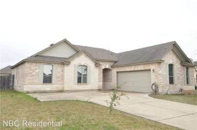 Main picture of 18709 Pencil Cactus Dr