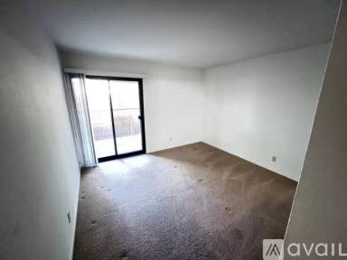 Main picture of 1600 Carmel Dr